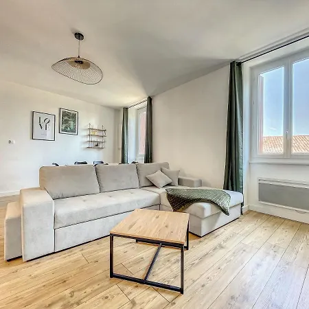 Ferienwohnung Au Coeur Ardechois - Avec Terrasse Ombragee Joyeuse Exterior foto