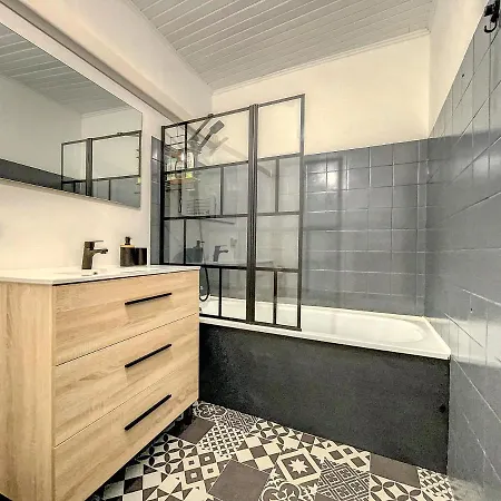 Ferienwohnung Au Coeur Ardechois - Avec Terrasse Ombragee Joyeuse Exterior foto